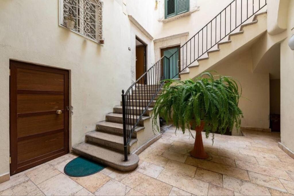 Apt 2 In The Historic Center Bari Kültér fotó